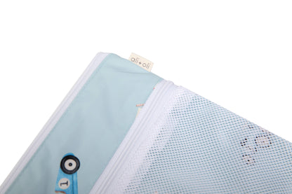 Dual-Compartment Wet/Dry Bag with Mesh Pocket (Retro Cars)