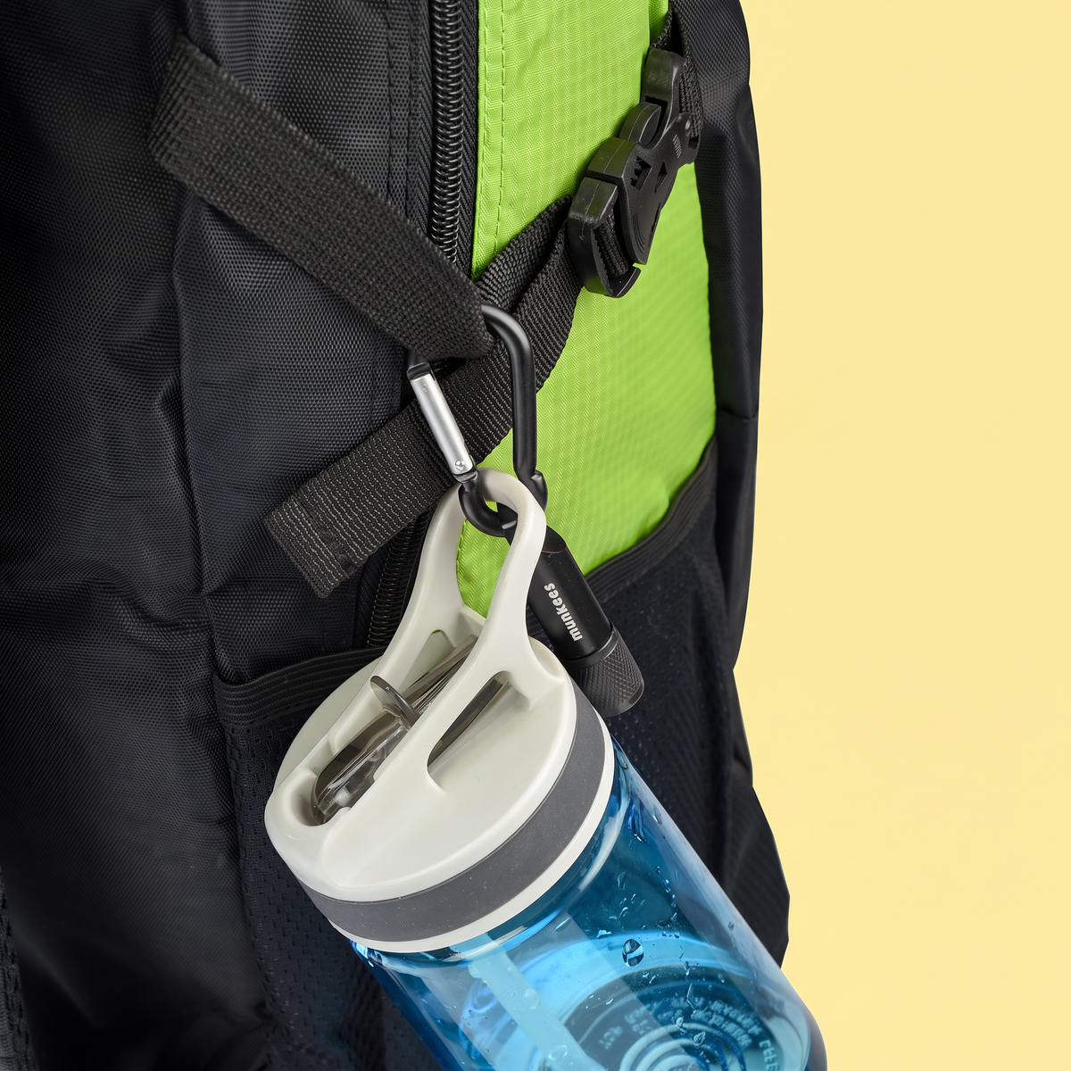 Munkees | LED Flashlight with Carabiner