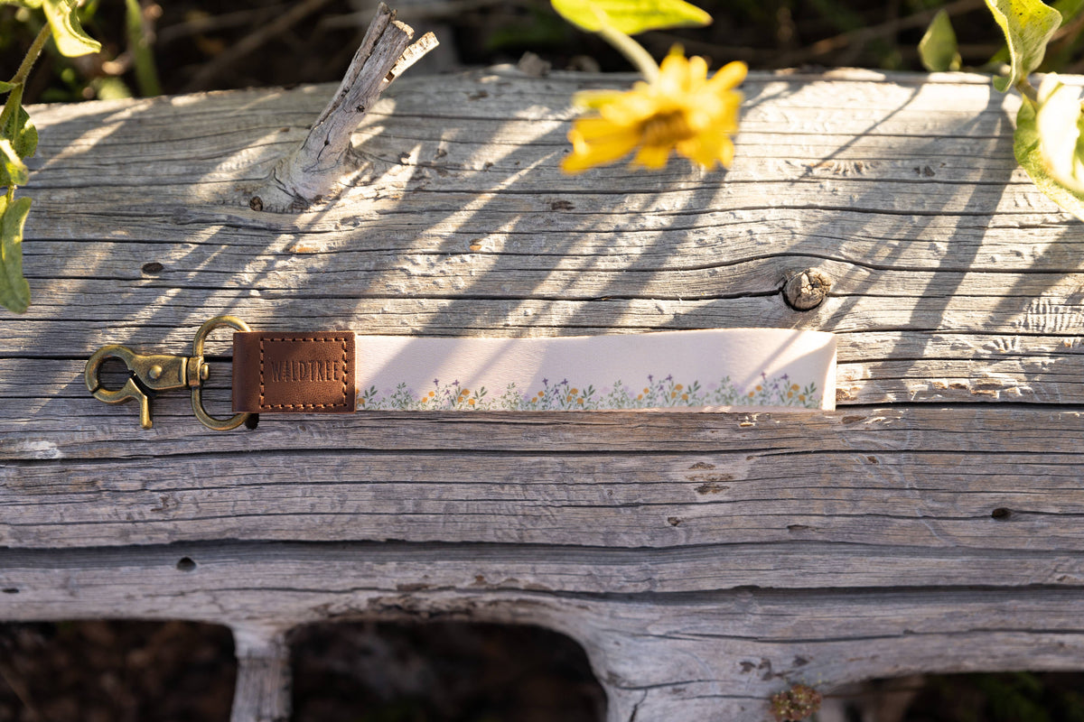 Flower Field Wristlet Keychain - Floral Printed Design