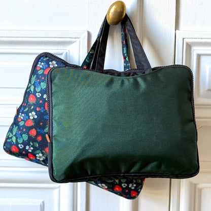 Yumbox Poche Slim Insulated Sleeve Lunch Bag - Forest Green