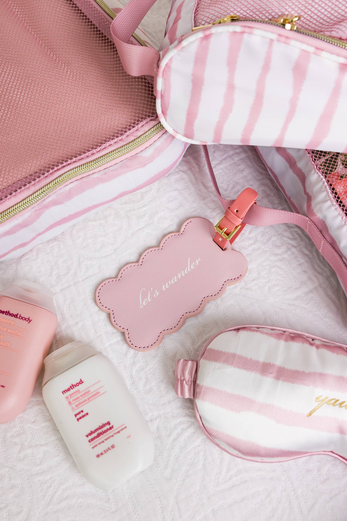 Luggage Tag, Let's Wander