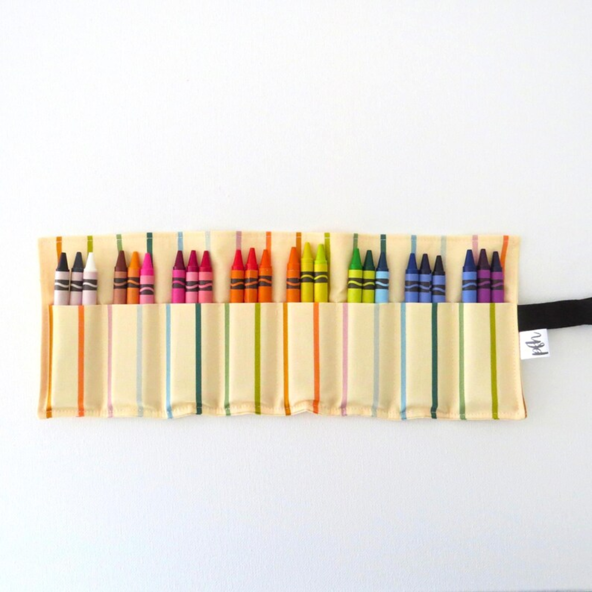 Crayon Roll-Up Organizer – Travel Art Storage for Kids