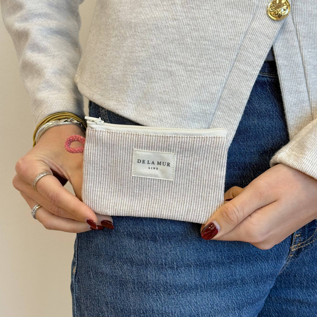 Striped Coin Purse – Gray & Cream (Ibi)