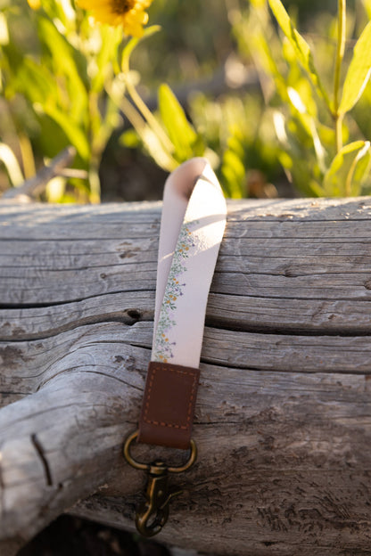 Flower Field Wristlet Keychain - Floral Printed Design